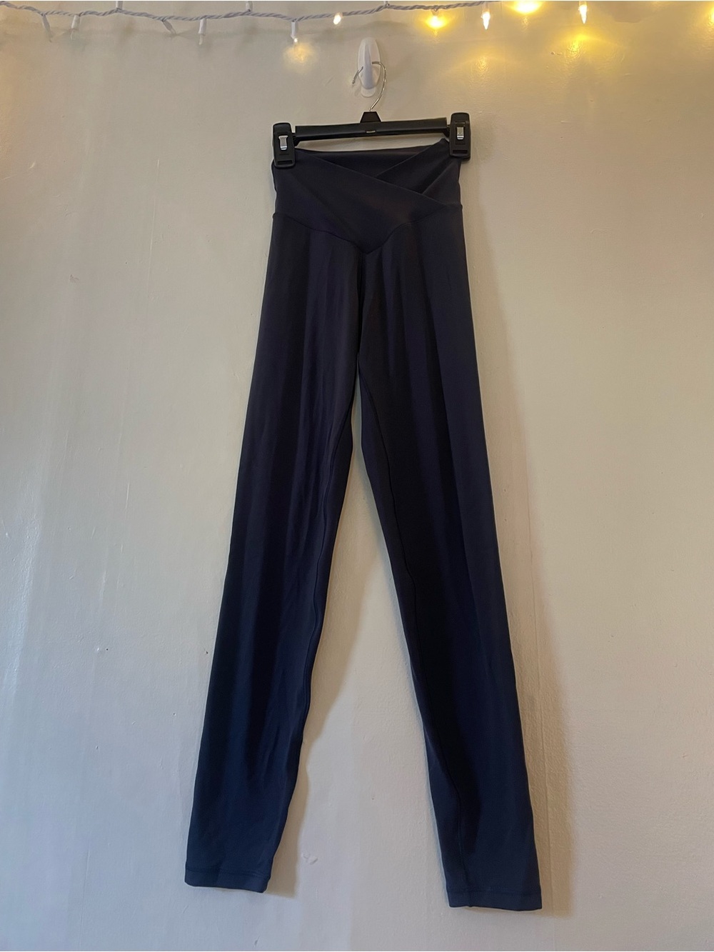 aerie Offline V-Waist Navy High-Rise Leggings Flattering Slimming Pilates Yoga - Picture 8 of 12